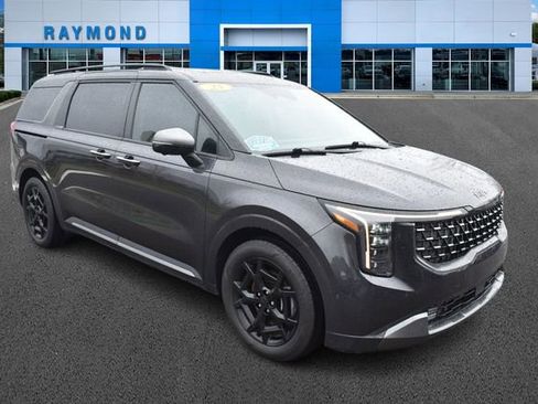 Certified 2025 Kia Carnival SX Prestige image 1