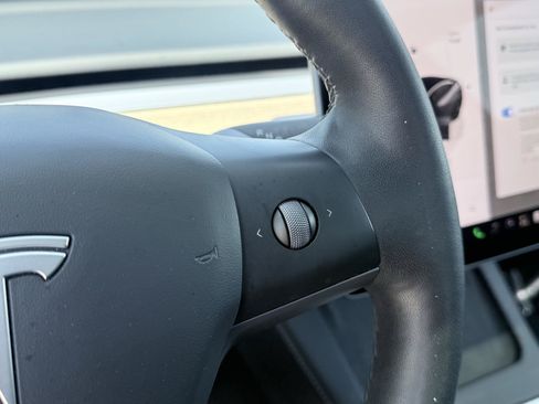 Used 2023 Tesla Model 3 Standard Range RWD image 48