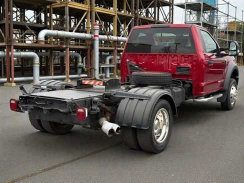 Used 2017 Ford F550 2WD Regular Cab Super Duty image 8
