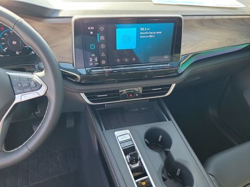 New 2026 Volkswagen Atlas SE FWD image 22