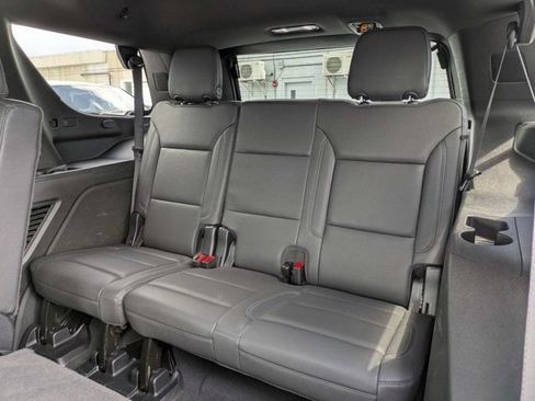 Used 2025 Chevrolet Tahoe LT AWD/4WD image 15