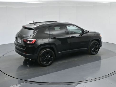 Used 2021 Jeep Compass Latitude image 43