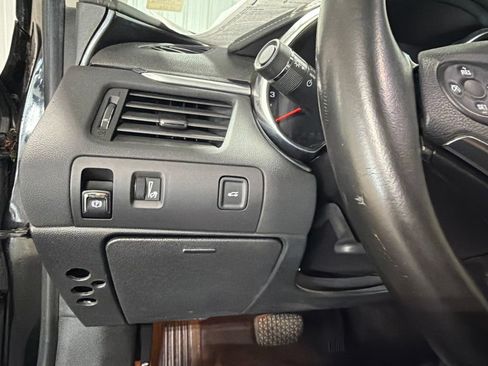 Used 2016 Chevrolet Impala LT FWD image 31