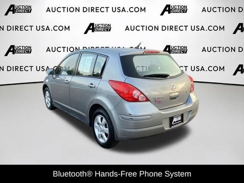 Used 2009 Nissan Versa Hatchback w/ Convenience Pkg FWD image 5