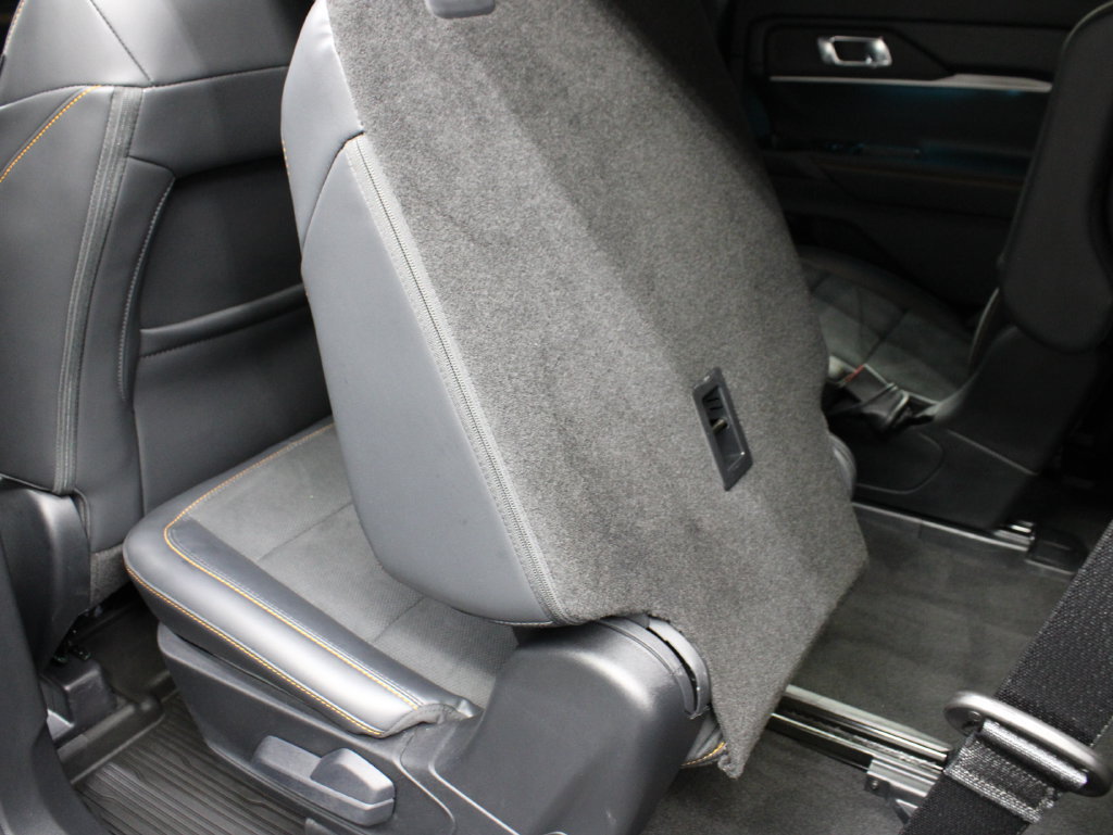 Used 2026 Ford Explorer Tremor w/ Tremor Convenience Package AWD/4WD image 68