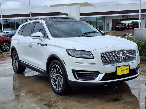 Used 2020 Lincoln Nautilus Reserve w/ Equipment Group 201A FWD image 7