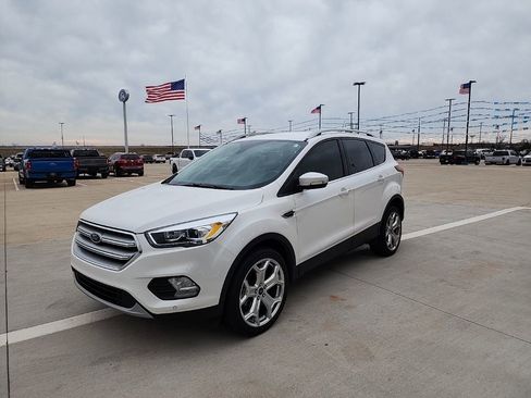 Used 2019 Ford Escape Titanium image 8