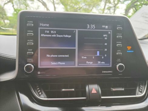 Used 2021 Toyota C-HR LE image 22