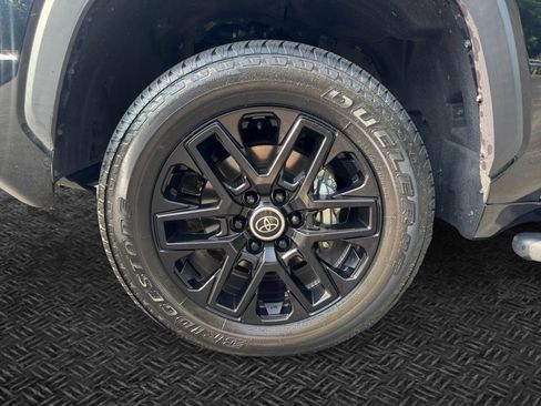 Used 2024 Toyota Tundra Limited AWD/4WD image 9
