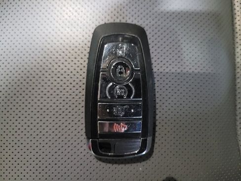 Used 2020 Lincoln Corsair FWD w/ Equipment Group 101A image 32