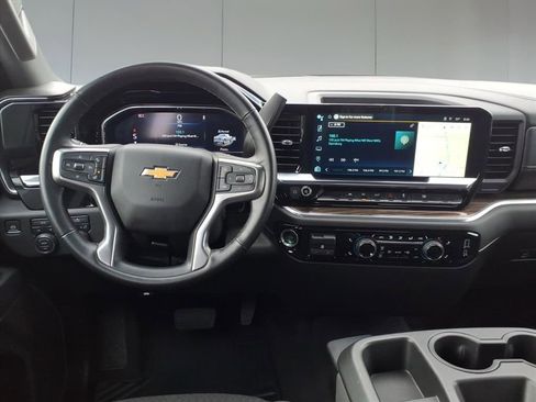 Used 2025 Chevrolet Silverado 1500 LT image 27