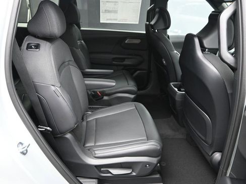 New 2027 Kia Telluride S image 39