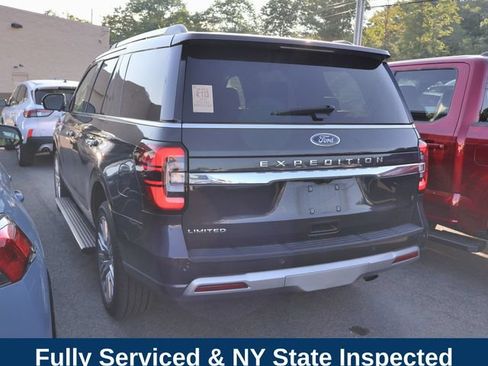 Used 2024 Ford Expedition Limited AWD/4WD image 2