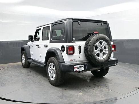 Certified 2018 Jeep Wrangler Unlimited Sport S AWD/4WD image 10