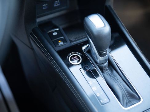 Used 2024 Nissan Kicks SV image 14