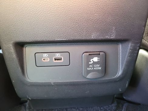 Used 2024 Nissan Frontier SV w/ SV Convenience Package AWD/4WD image 14
