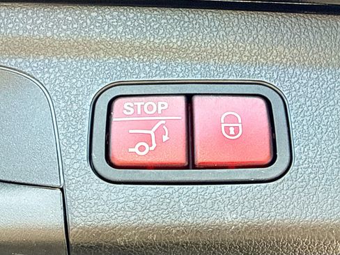 Used 2022 Mercedes-Benz GLE 350 image 12
