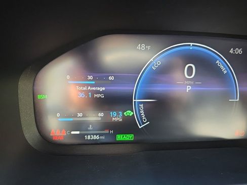 Used 2024 Toyota RAV4 XSE image 31