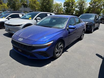 Used 2024 Hyundai Elantra Limited