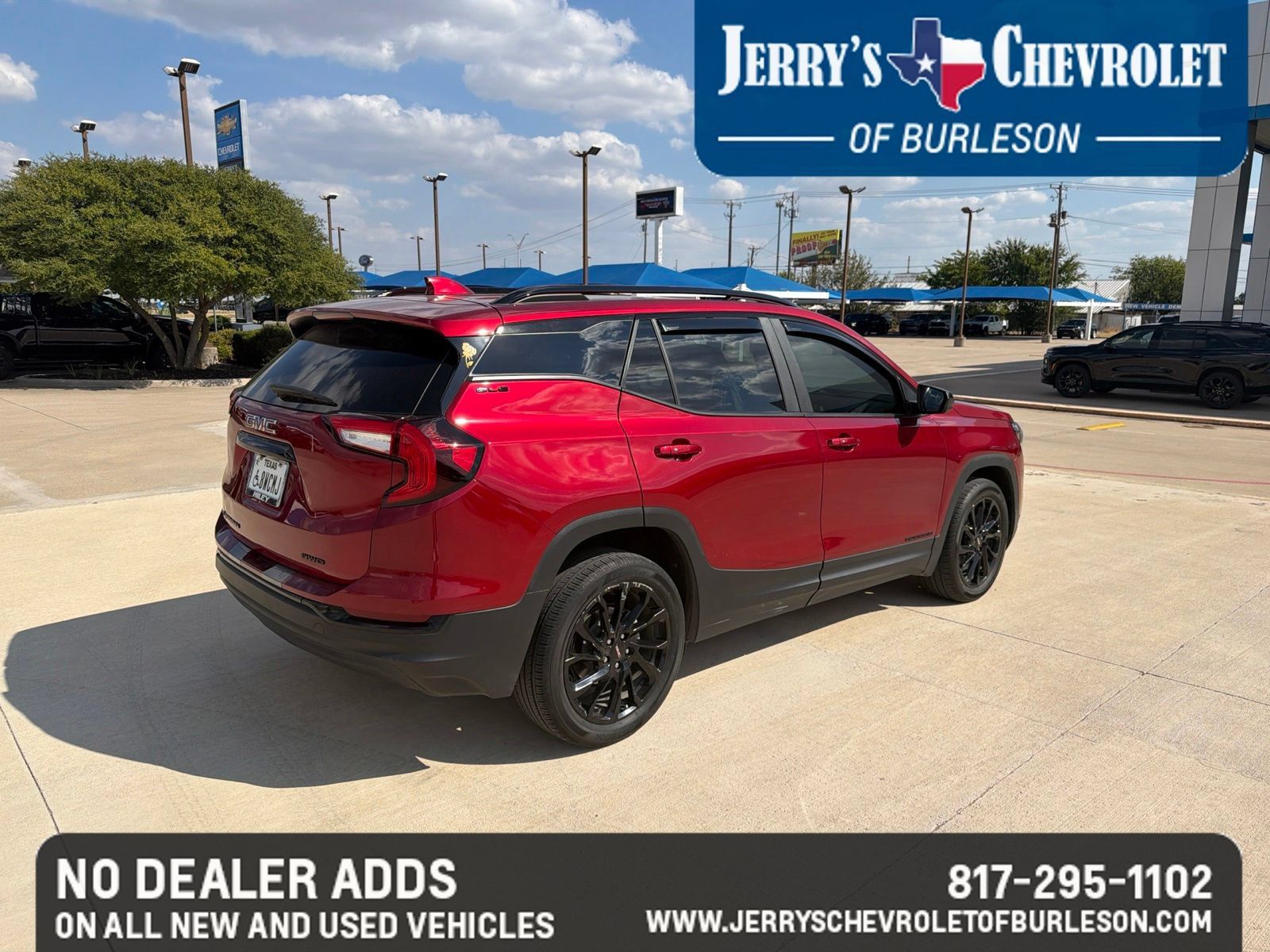 Used 2024 GMC Terrain SLE w/ Driver Convenience Package AWD/4WD image 4