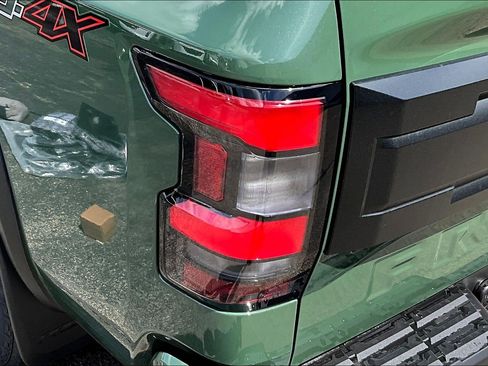 New 2026 Nissan Frontier PRO-4X AWD/4WD image 15