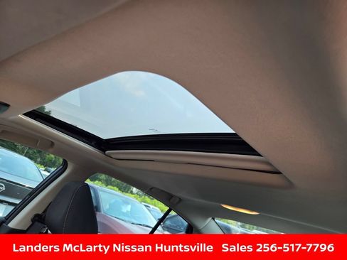 Used 2025 Nissan Altima 2.5 SV w/ SV Special Edition Package FWD image 18