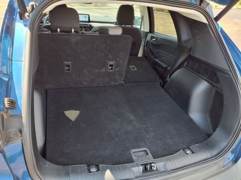 Used 2022 Ford Escape SE w/ SE Sport Appearance Package FWD image 26