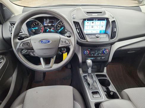Used 2017 Ford Escape SE w/ Equipment Group 201A image 10