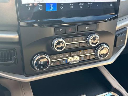 Used 2024 Ford Expedition Max XLT image 35
