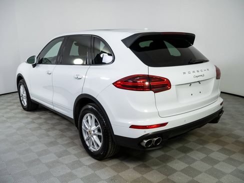 Used 2015 Porsche Cayenne S image 3