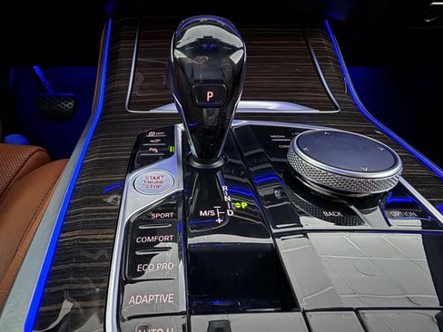 Used 2021 BMW X5 xDrive40i w/ Premium Package image 19