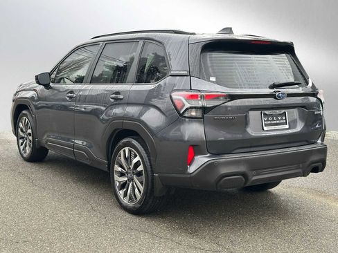Used 2025 Subaru Forester Touring image 5