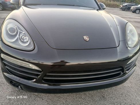 Used 2011 Porsche Cayenne AWD/4WD image 22