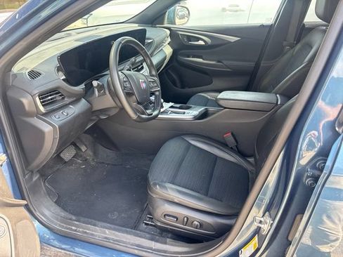 Used 2024 Buick Envista Preferred w/ Convenience I Package FWD image 9