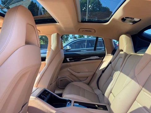 Used 2018 Porsche Panamera w/ Premium Package Plus RWD image 23