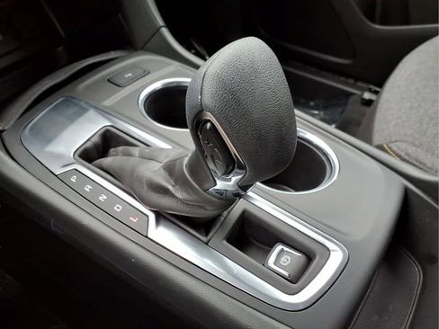 Used 2023 Chevrolet Equinox LT FWD image 22