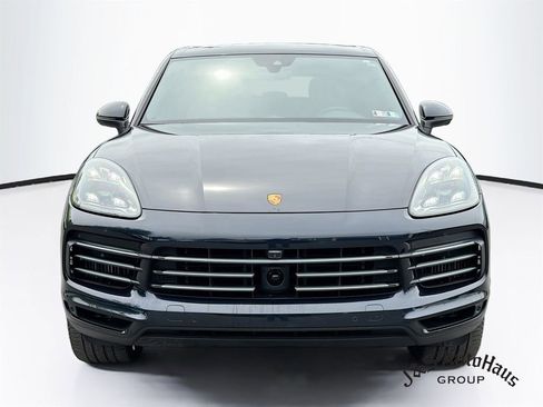 Used 2022 Porsche Cayenne S AWD/4WD image 2