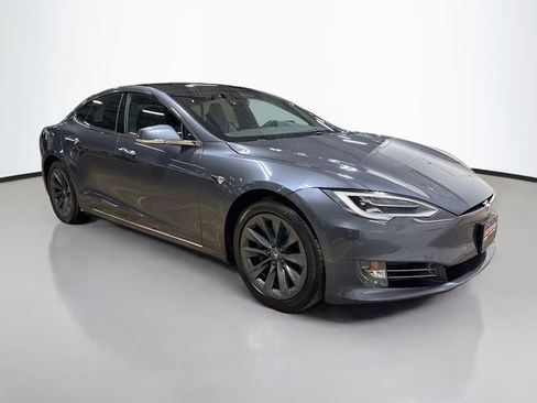 Used 2019 Tesla Model S 100D AWD/4WD image 5