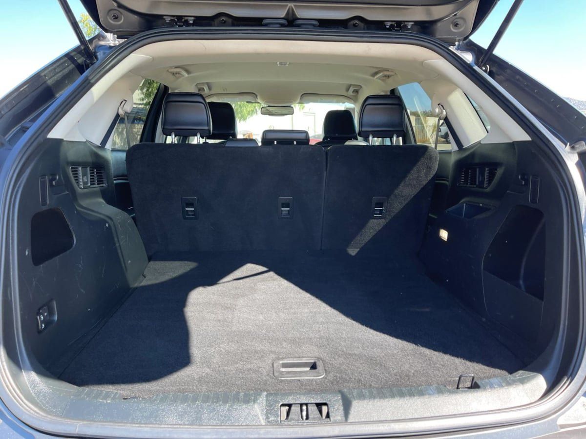 Used 2020 Ford Edge SEL AWD/4WD image 9