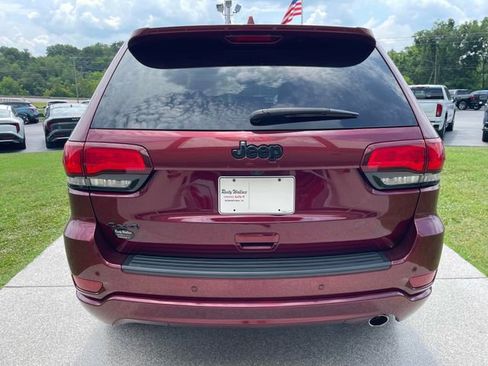 Used 2020 Jeep Grand Cherokee Altitude image 4