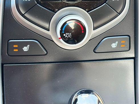 Used 2016 Hyundai Elantra Value Edition FWD image 21