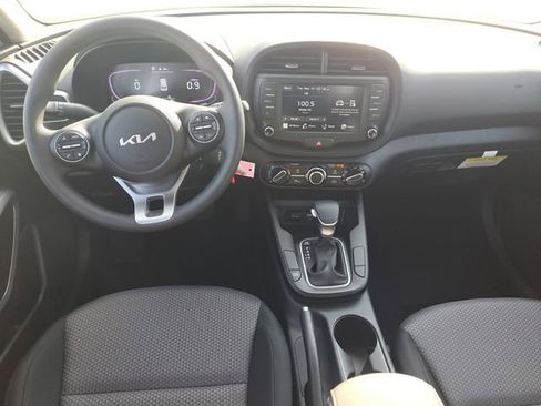 New 2025 Kia Soul LX w/ LX Technology Package image 19