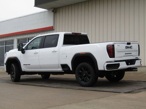 New 2026 GMC Sierra 2500 AT4 w/ Max Trailering Package image 10