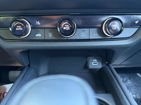 Used 2024 Honda HR-V Sport image 20