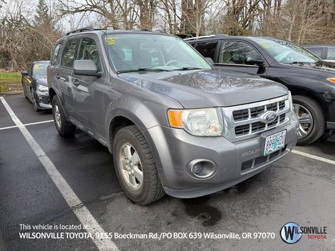 Used 2011 Ford Escape XLS w/ 102A Rapid Spec Order Code image 1