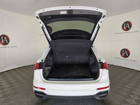 Used 2024 Audi Q3 2.0T Premium Plus w/ Premium Plus Package image 29