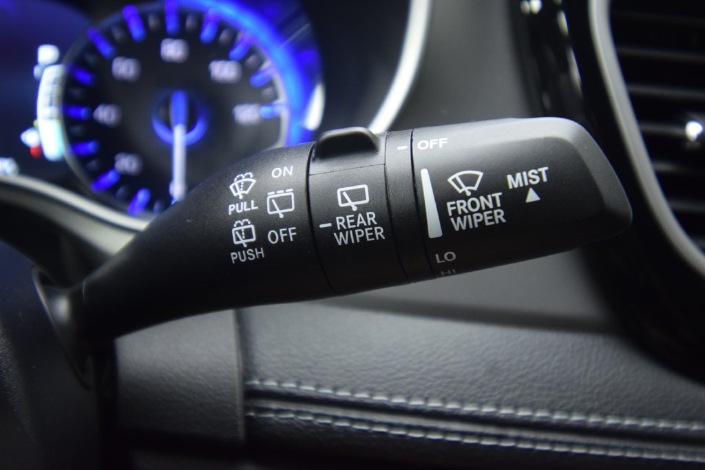 New 2027 Chrysler Pacifica Select FWD image 24
