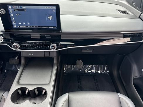 Used 2024 Honda Prologue Touring image 32