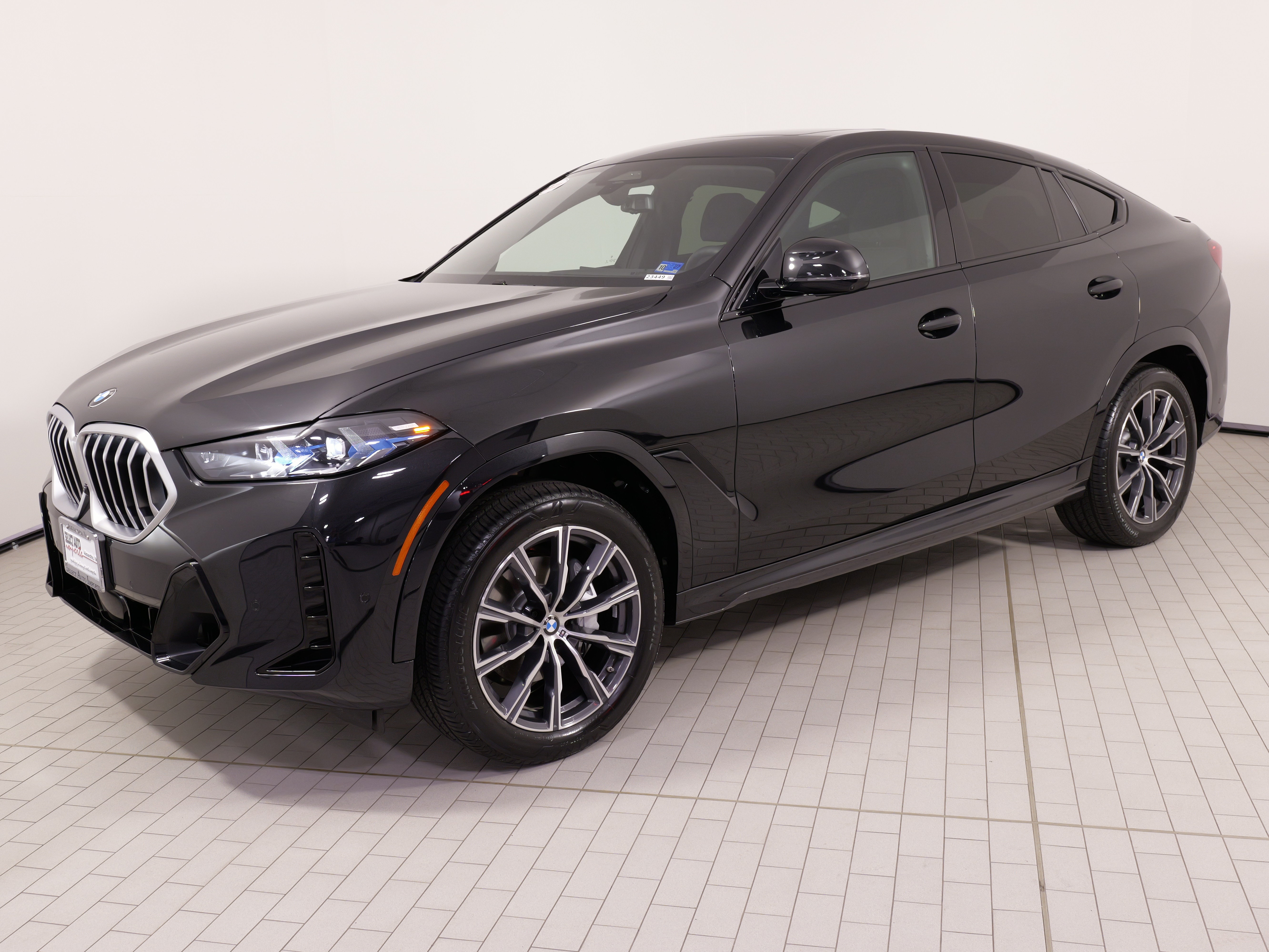 Used 2026 BMW X6 xDrive40i w/ Climate Comfort Package AWD/4WD image 1