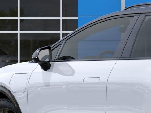New 2026 Chevrolet Equinox EV RS FWD image 36
